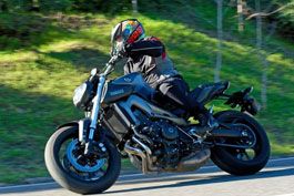 Avaliacao-MT-09-e-cartada-da-Yamaha-para-acabar-com-a-mesmice
