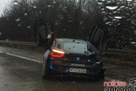 BMW-exemplar-do-i8-fica-destruido-em-acidente-na-Alemanha