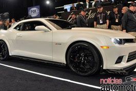 Chevrolet-Camaro-Z28-2014-tem-primeira-unidade-leiloada-por-US--650
