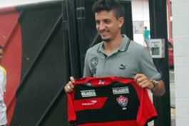 Com-fama-de-goleador,-Leo-Costa-diz-que-prefere-ser-o-garcom-do-time