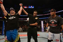 Curtinhas-com-lesao-de-Weidman,-Henderson-pede-para-enfrentar-Lyoto