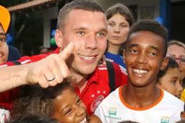 Do-Nordeste-ao-Sul,-dupla-carismatica-faz-Alemanha-conquistar-os-brasileiros