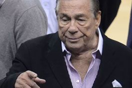Dono-dos-Clippers,-Donald-Sterling-processa-clube,-NBA-e-ate-a-esposa