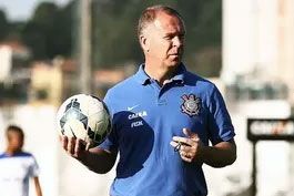 Em-seis-meses,-Timao-supera-goleada-e-reencontra-Santos-por-afirmacao