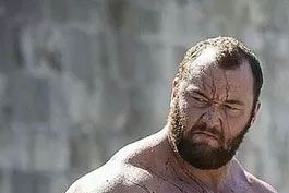 Ex-jogador-de-basquete,-gigante-de-Game-of-Thrones-e-o-2º-mais-forte-do-mundo