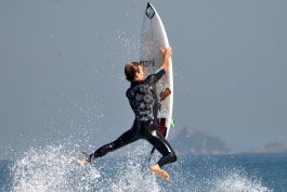 Galeria-Rio---Quinta-feira-de-surf-no-Arpoador