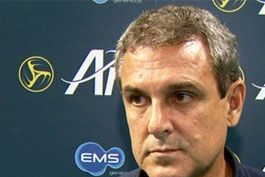 Irritado-com-erros,-Ze-Roberto-cobra-postura-do-Campinas--Vou-ser-chato-