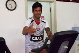 Jonathan-Ferrari-reclama-de-poucas-chances-“Joguei-pouco,-tenho-que-jogar-mais”