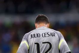 Julio-Cesar,-durante-goleada-Senhor-do-Ceu,-o-que-esta-acontecendo