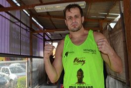 Maldonado-quer-lutar-ate-40-anos-e--inveja--rival-por-treinar-com-Weidman