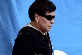 Maradona-critica-longa-suspensao-de-Luis-Suarez-Algo-de-mafia