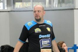 Mari-entra-como-titular-e-Spencer-avalia--tem-que-ser-atleta-de-definicao-