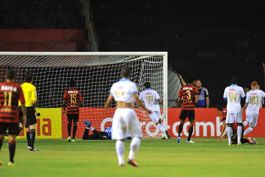 Mesmo-com-derrota,-Paysandu-elimina-o-Sport-da-Copa-do-Brasil