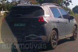 Peugeot-2008-continua-em-testes-–-SUV-compacto-frances-esta-perto-do-lancamento