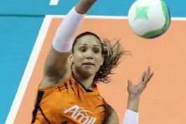 Praia-Clube-mira-Tandara-para-lugar-de-Monique-na-temporada-201415