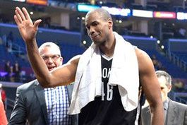 Primeiro-gay-assumido-da-NBA,-Jason-Collins-renova-contrato-com-os-Nets