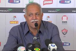 Raimundo-Queiroz-fala-sobre-negociacao-com-Danilo,-do-Corinthians