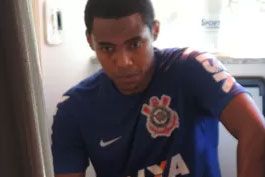 Regularizacao-de-Elias-causara-mudanca-na-equipe-do-Corinthians