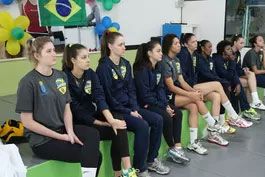 Rio-do-Sul-volta-aos-treinos-com-time-reformulado-e-espera-por-duas-atletas