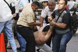 Sobe-para-tres-o-numero-de-mortos-em-protestos-na-Venezuela