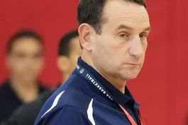 Tecnico-da-selecao-dos-EUA-apoiou-LeBron-So-disse-que-nao-devia-nada